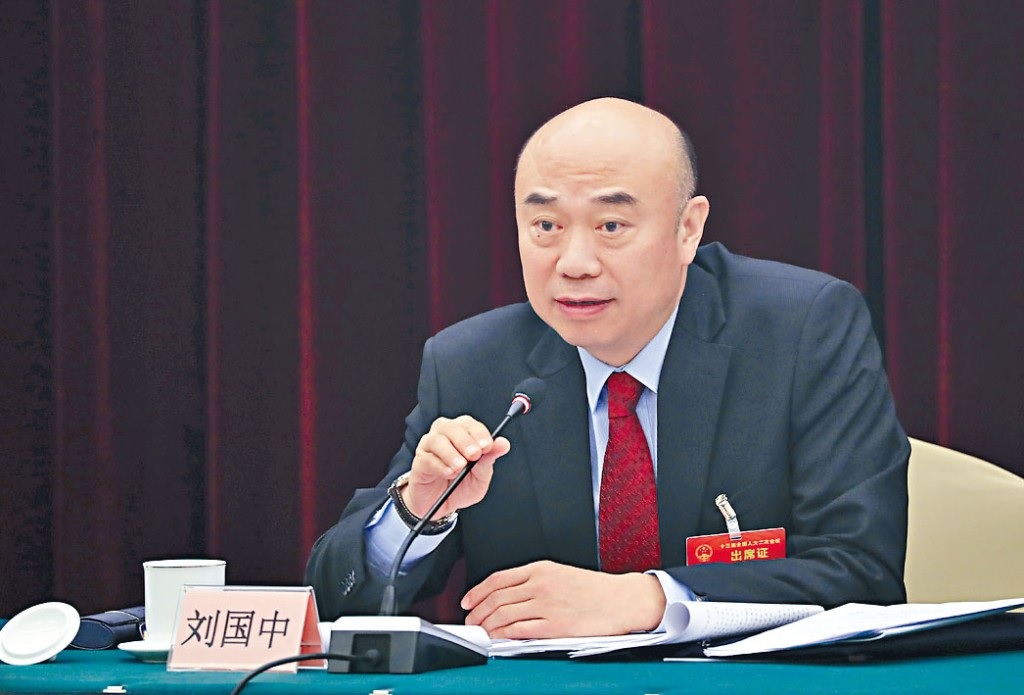 نائب رئيس مجلس الدولة الصيني يدعو إلى توطيد تقدم البلاد في الوقاية من الإيدز
