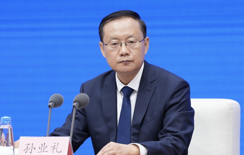 الصين بصدد تعزيز تسهيل السياحة الوافدة