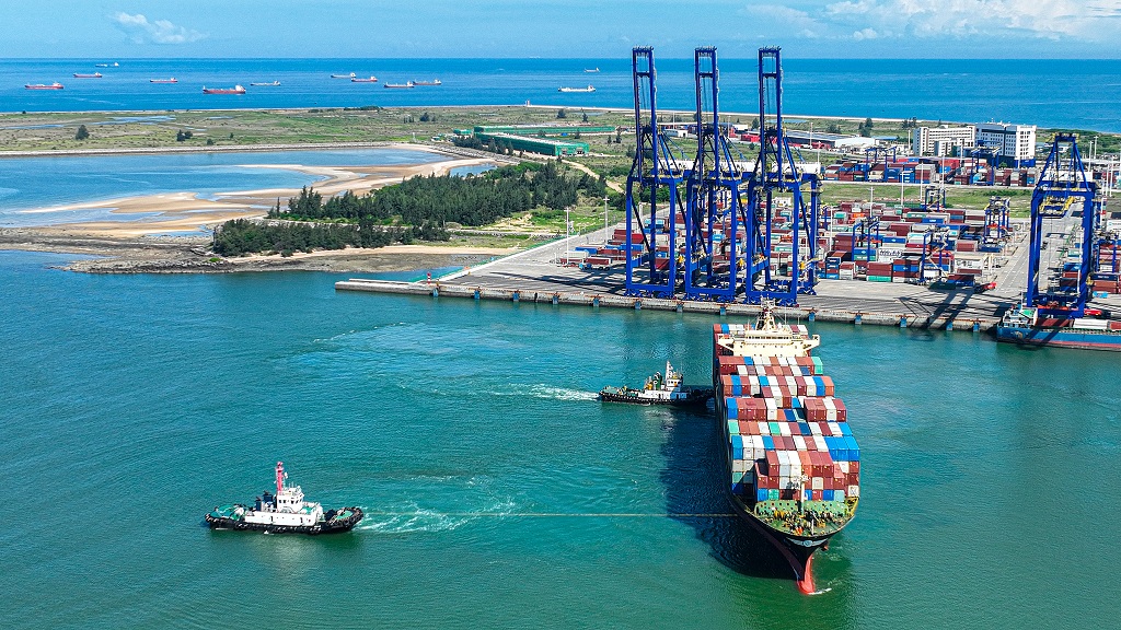 ميناء تشيونغتشو.. تعزيز البنية التحتية وتطوير القدرات