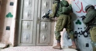 الاحتلال يداهم الحي الشرقي في جنين ويحاصر منزلا ويحتجز عددا من المواطنين