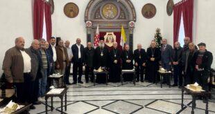 وفد كبير من الشخصيات المقدسية يزور بطريركية اللاتين في القدس للتهنئة بالأعياد الميلادية المسيحية الغربية والشرقية