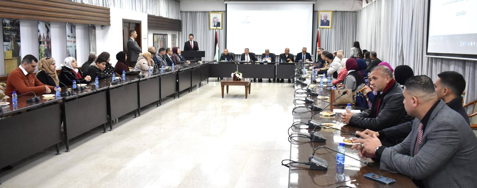 جامعة الاستقلال تحرز المركز الأول في مسابقة الأبحاث الجامعية لتعزيز الحوكمة ومكافحة الفساد