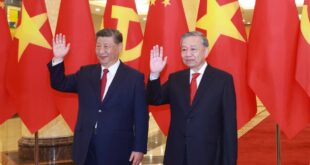 رئيس الصين شي جين بينغ يجري محادثات هاتفية مع الأمين العام للجنة المركزية للحزب الشيوعي الفيتنامي تو لام