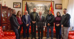 بلدية رام الله تكرّم السفير الصيني بمناسبة انتهاء مهام خدمته