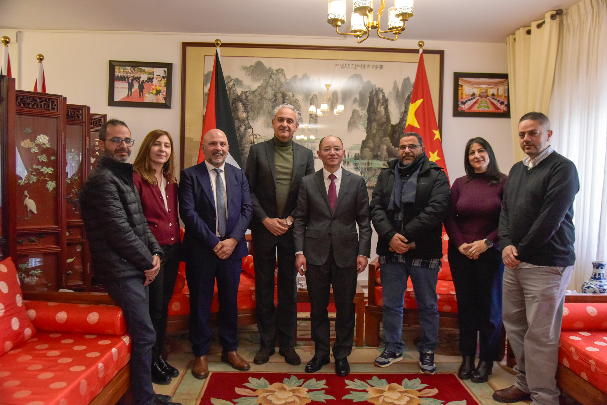 بلدية رام الله تكرّم السفير الصيني بمناسبة انتهاء مهام خدمته