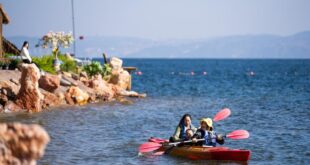 صور : بحيرة بجنوب غربي الصين في الشتاء