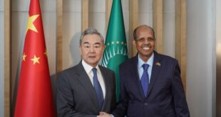 وزير الخارجية الصيني يسلط الضوء على الصداقة المتجذرة بين الجانبين خلال زيارته لإفريقيا