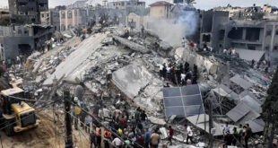 إصابات ومفقودون بانهيار عمارة سكنية في مخيم المغازي