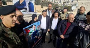 محافظ نابلس غسان دغلس يشارك في تأبين شهيد الواجب الوطني الملازم أول إبراهيم القدومي