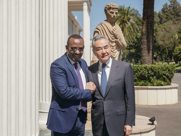 الصين وإثيوبيا تتعهدان بتعزيز الشراكة الاستراتيجية في كل الأحوال