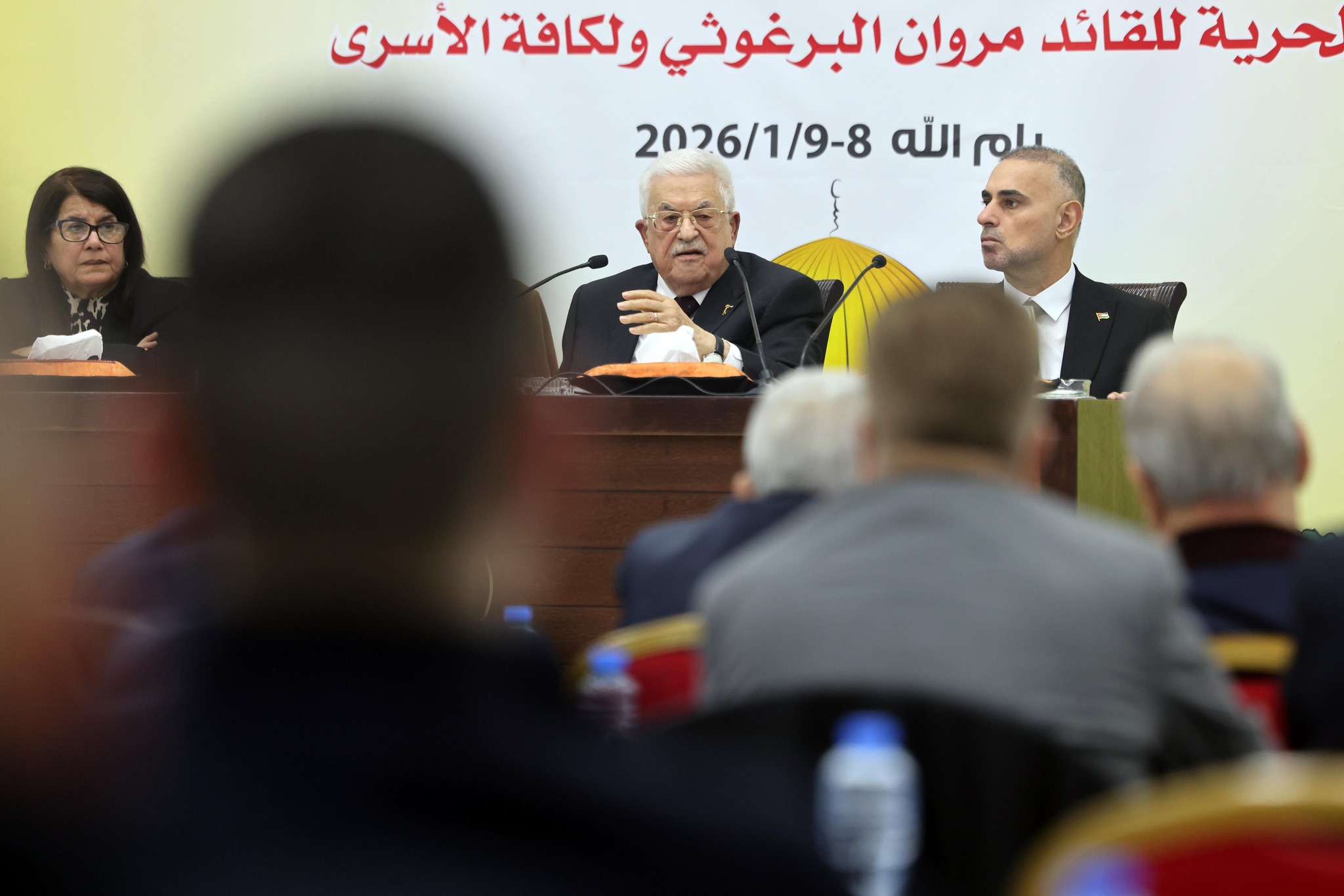 الرئيس محمود عباس خلال افتتاح دورة المجلس الثوري : ماضون في خطة الإصلاح والاستعداد للانتخابات العامة