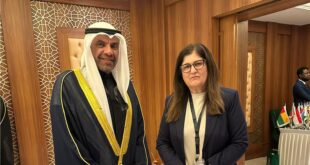 فارسين أغابكيان شاهين تلتقي مع وزير الخارجية الكويتي على هامش الاجتماع الاستثنائي لوزراء خارجية منظمة التعاون الإسلامي