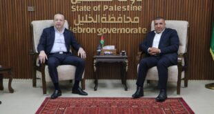 محافظ الخليل خالد دودين يستقبل رئيس لجنة الجاليات والمغتربين في المجلس الوطني الفلسطيني أسامة القواسمي