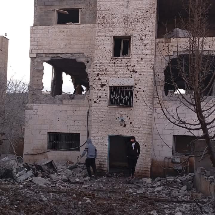 الاحتلال يفجر منزل الأسير أحمد أبو الرب في قباطية جنوب جنين