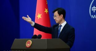 الصين ترفض الاتهامات الأمريكية بشأن كوفيد-19 وتؤكد التزامها تجاه منظمة الصحة العالمية والتعددية