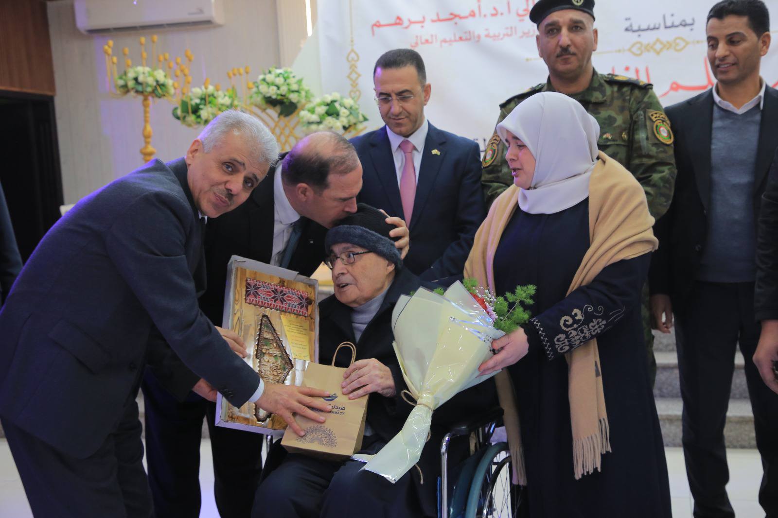 بحضور الأمين العام لاتحاد المعلمين والمؤسسة الأمنية وممثلي المؤسسات والفعاليات والداعمين 