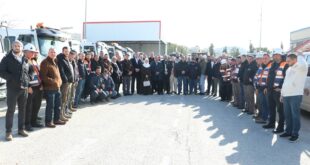 محافظ الخليل خالد دودين يزور كهرباء الخليل ويشيد بجهود طواقمها الاستثنائية رغم تهديدات الاحتلال