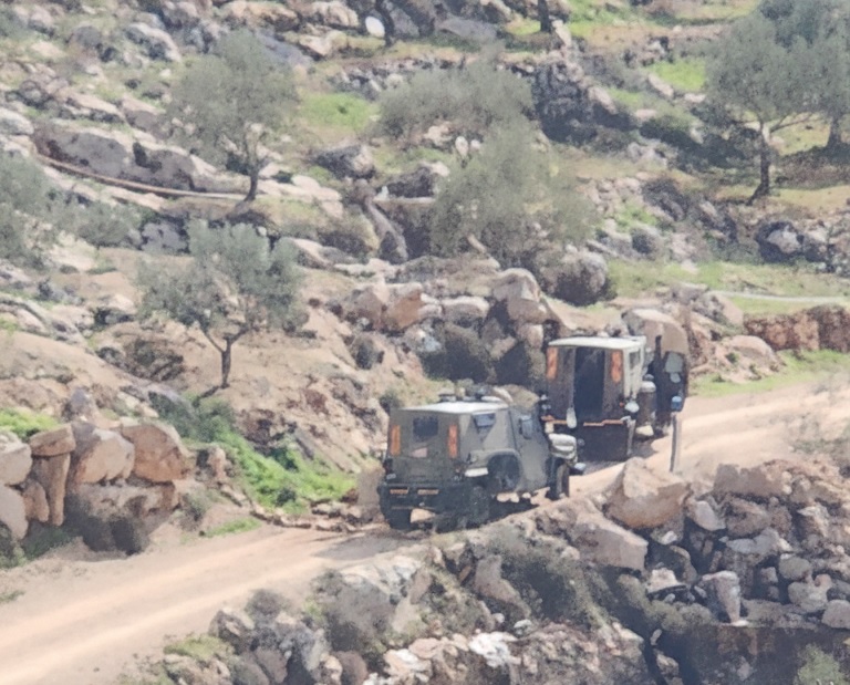 استشهاد طفل برصاص الاحتلال في قرية المغير شمال شرق رام الله