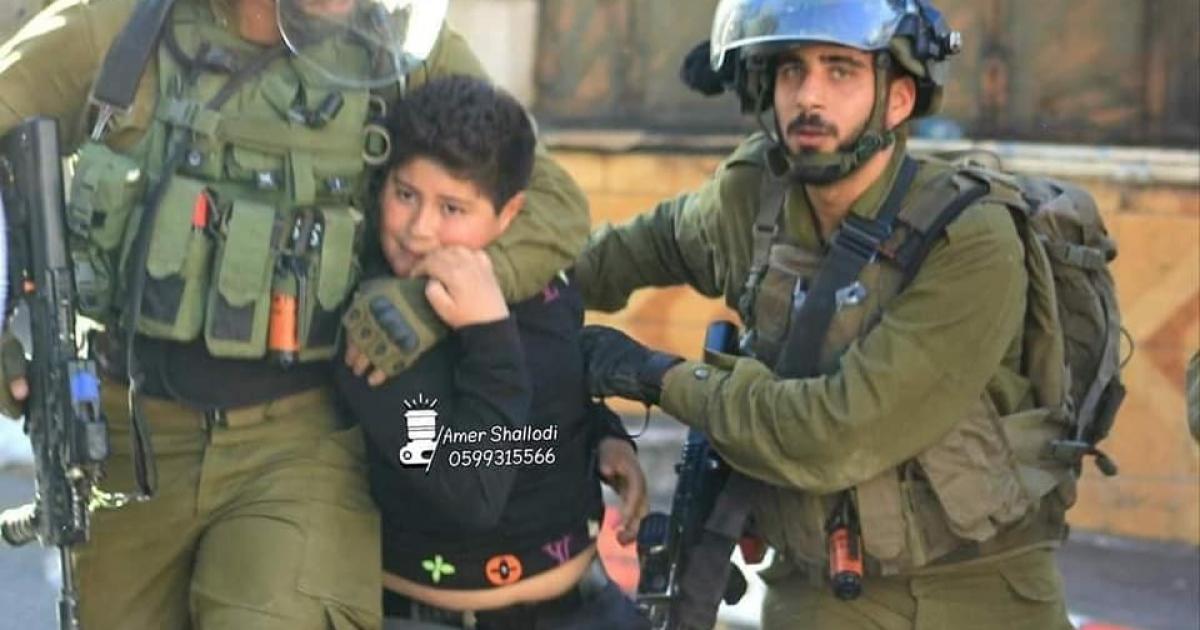 الاحتلال يستدعي طفلا للتحقيق شرق بيت لحم