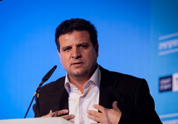 أيمن عودة يدعو لعصيان مدني شامل في المجتمع العربي بإسرائيل
