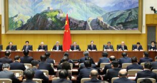 رئيس مجلس الدولة الصيني يحث على النزاهة وتعزيز جهود مكافحة الفساد في العمل الحكومي