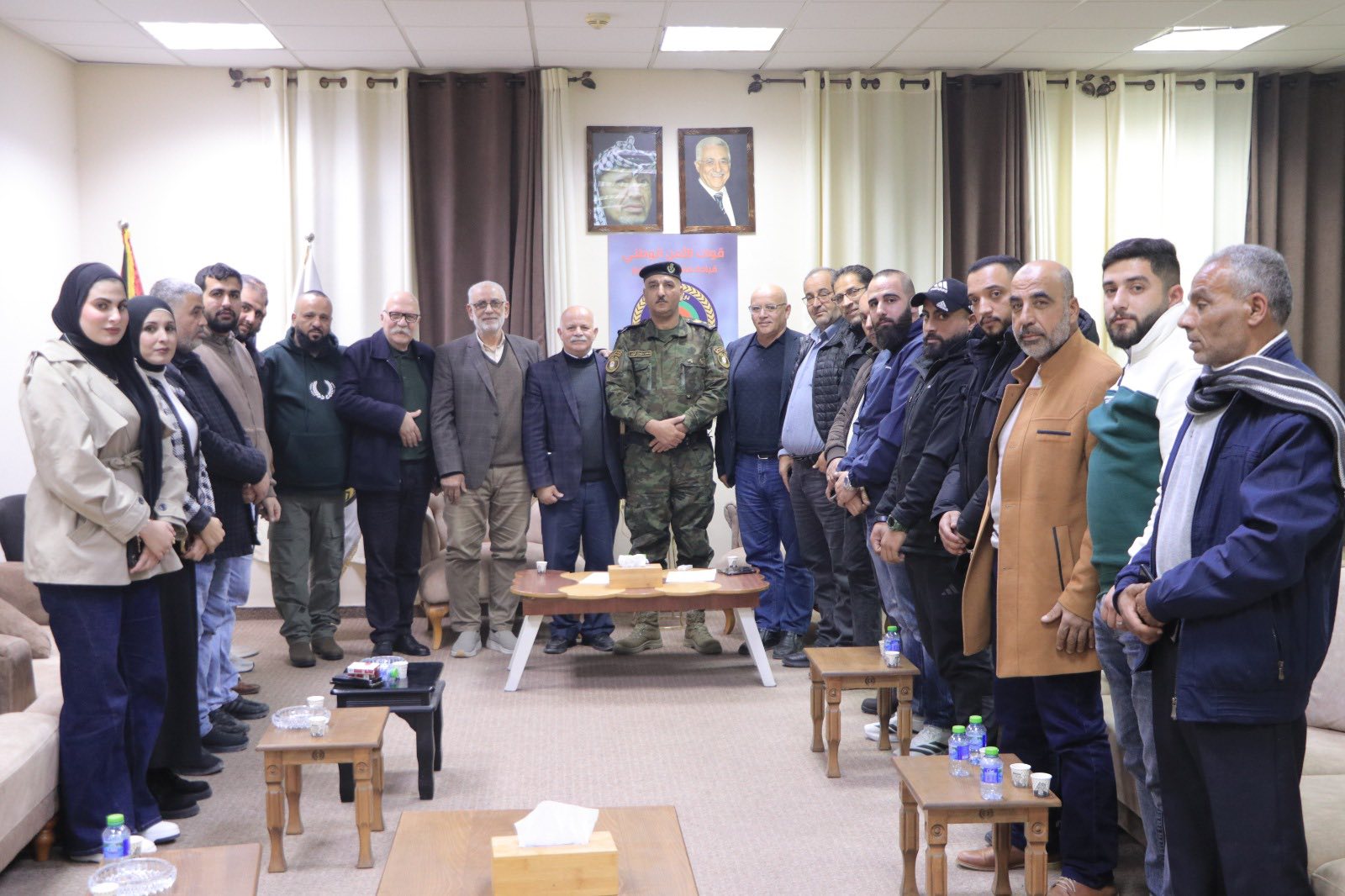 الأمن الوطني في طولكرم يستقبل وفدًا من مخيم نور شمس