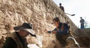 الصين : علماء آثار صينيون يكتشفون بناء قصر "إبانغ" فوق بركة أو بحيرة قديمة