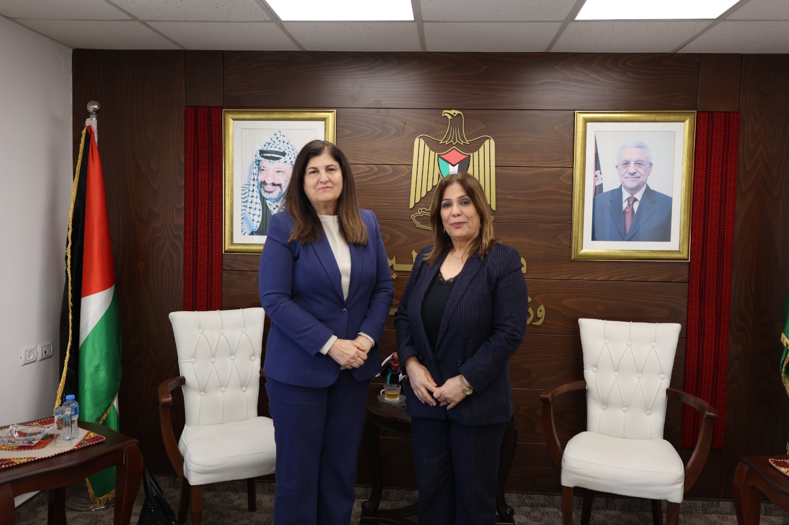 الخليلي وشاهين تبحثان تعزيز تنفيذ أجندة المرأة والأمن والسلام 1325 ودور الشبكات النسوية في دعم مشاركة النساء