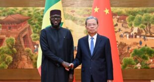 كبير المشرعين الصينيين يعقد محادثات مع رئيس الجمعية الوطنية السنغالية