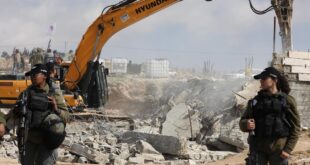 قوات الاحتلال تهدم كوخا وتخطر بوقف بناء غرفتين زراعيتين في بتير غرب بيت لحم