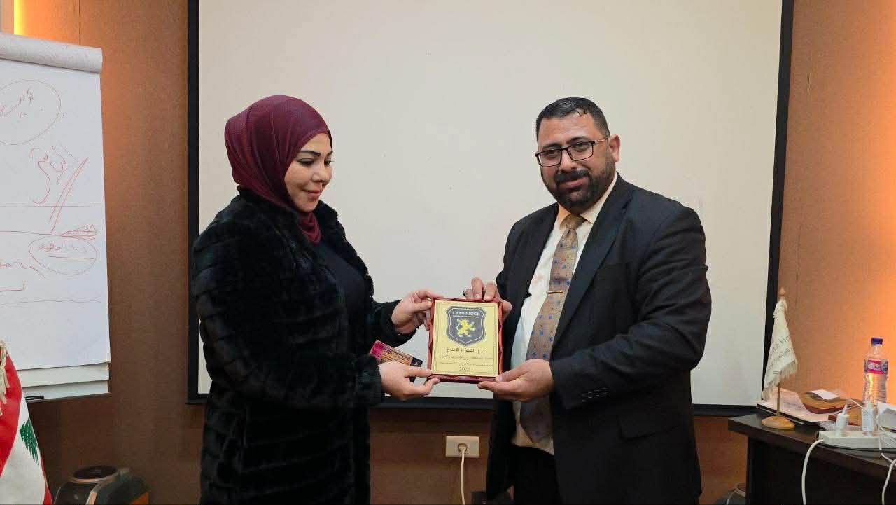 فاطمة البابا تستلم منصب مدير اكاديمية كامبيرج في الجمهورية اللبنانية