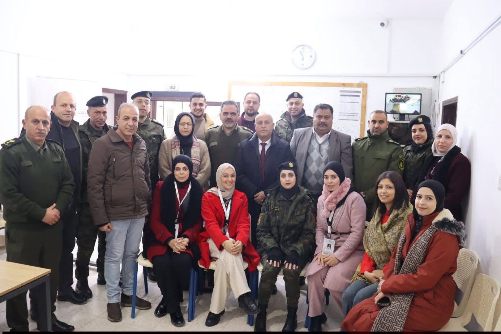 التوجيه الوطني والمعنوي يرافق محافظ جنين في جولة تفقدية للجنة الانتخابات المركزية