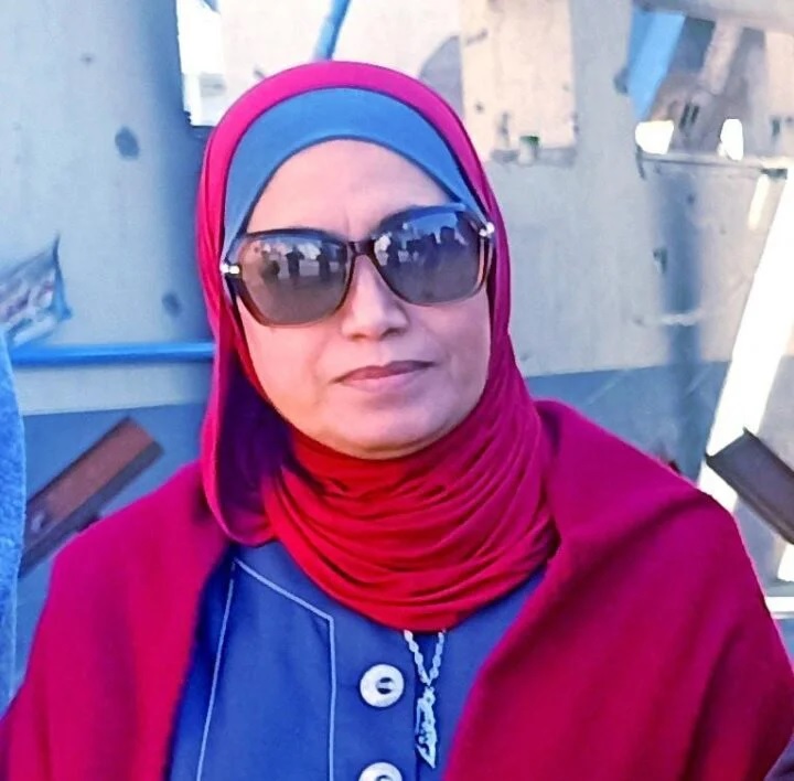 مِحْنَةُ القَانُونِ… وَصَيْحَةُ الجُذُور ، بقلمِ الشاعرة والأديبة