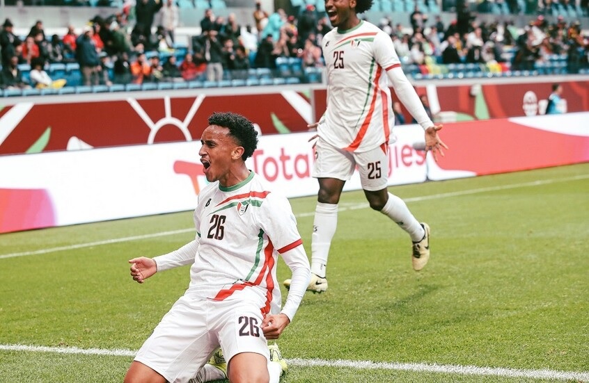 السودان يفاجئ السنغال بهدف