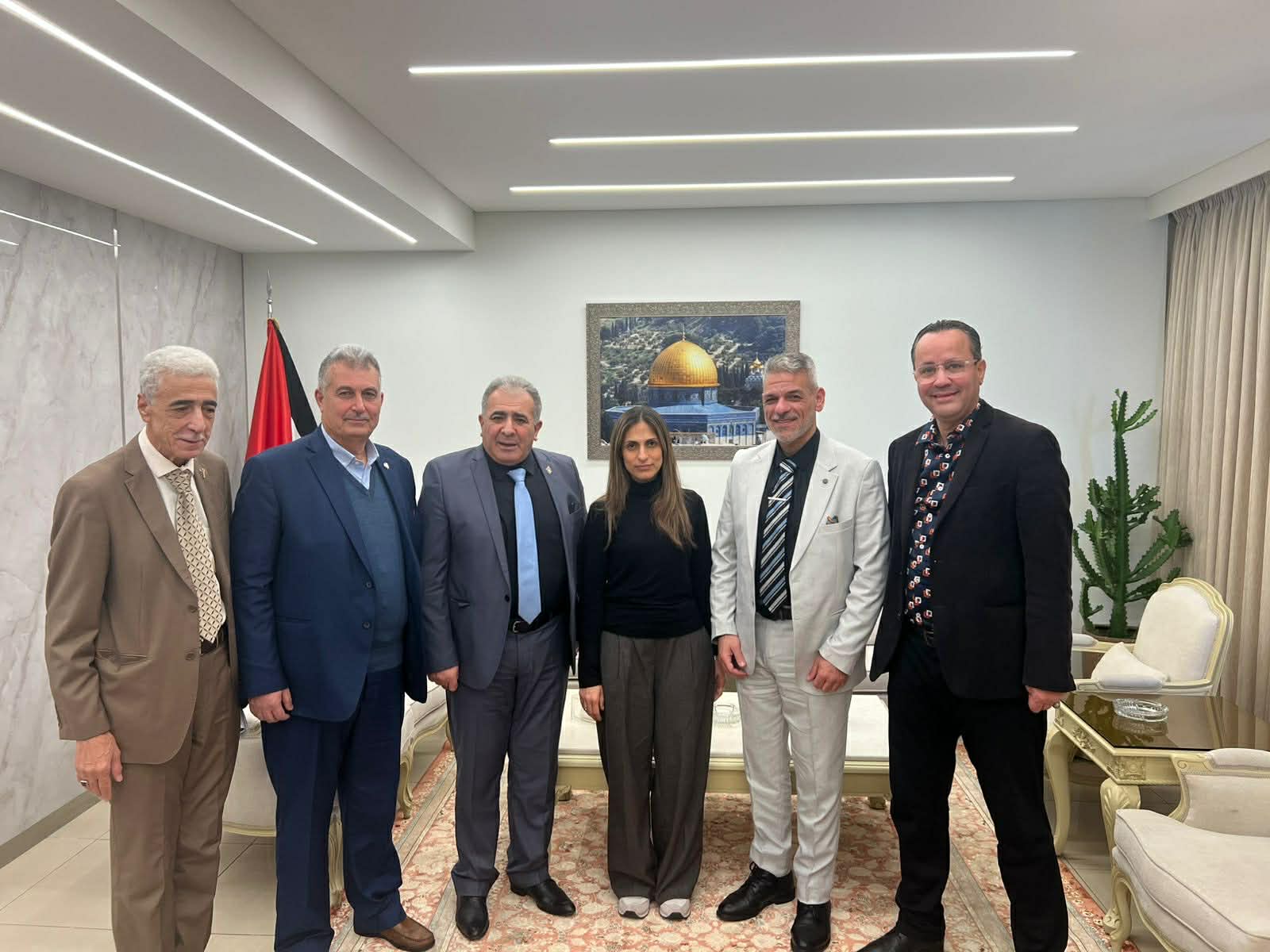 السفير الدكتور محمد الأسعد يستقبل وفدًا من إدارة مستشفى الهمشري برئاسة مدير جمعية الهلال الأحمر الفلسطيني – إقليم لبنان