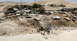 الاحتلال يقتحم الخان الأحمر جنوب شرق القدس