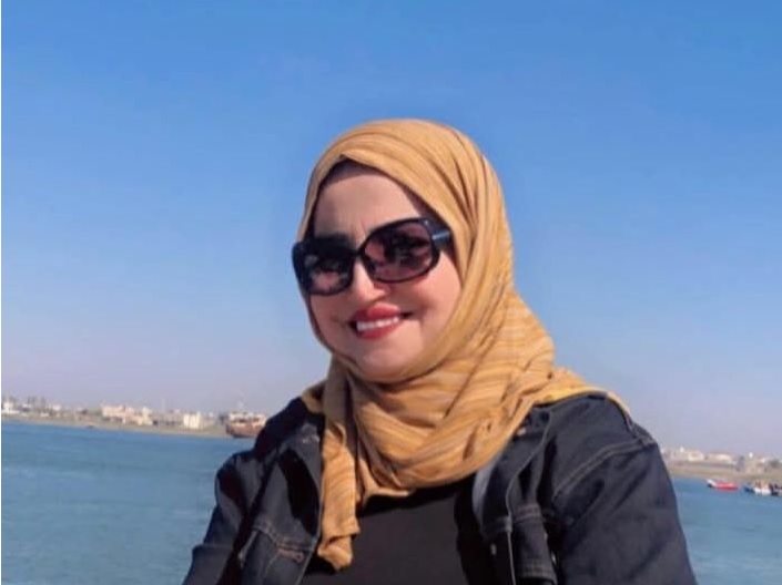 أنا غير متاحة الان