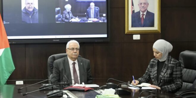 وزير الصحة يبحث مع سفير جنوب إفريقيا تعزيز التعاون الصحي بين البلدين