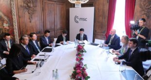 وزير الخارجية الصيني يدعو إلى إعادة العلاقات الصينية-التشيكية إلى مسارها الصحي