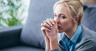 طبيب يحدد علامات الاكتئاب