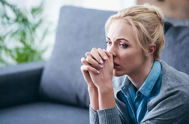 طبيب يحدد علامات الاكتئاب