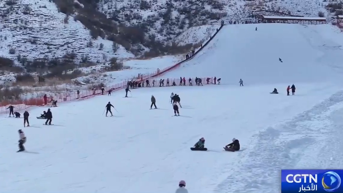 سياحة الجليد والثلج تحظى بشعبية و"الموارد الباردة" تدفع "الاقتصاد الساخن"