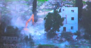 الاحتلال يهدم منزلا من 3 طوابق في ترقوميا غرب الخليل