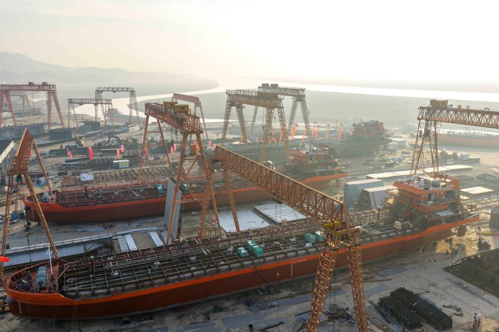 الصين تتربع في المكانة الأولى في قطاع بناء السفن عالميا