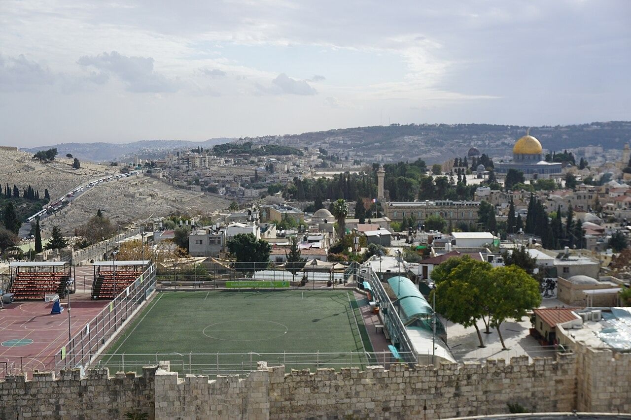 بعثات دبلوماسية أوروبية: إغلاق الاحتلال مركز "برج اللقلق" يضيّق الحيّز الفلسطيني في القدس