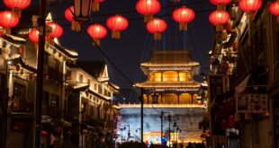 أجواء احتفالية تملأ الشوارع في عموم الصين قبيل عيد الربيع