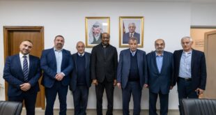 رمزي خوري يضع أمين عام مجلس الكنائس العالمي في صورة التحديات الخطيرة والمتصاعدة التي تواجه الشعب الفلسطيني