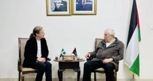 نائب رئيس حركة فتح محمود العالول والقنصل السويدي العام يبحثان التطورات السياسية في الأراضي الفلسطينية
