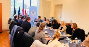 بلدية بيت لحم تعرض واقع المدينة وتحدياتها في لقاء دبلوماسي أوروبي في بروكسل