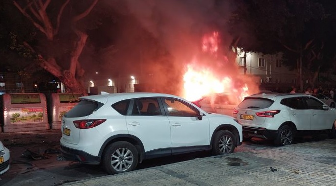 4 مصابين بإطلاق نار وإلقاء قنبلة على منزل في كفر كنا داخل الـ48